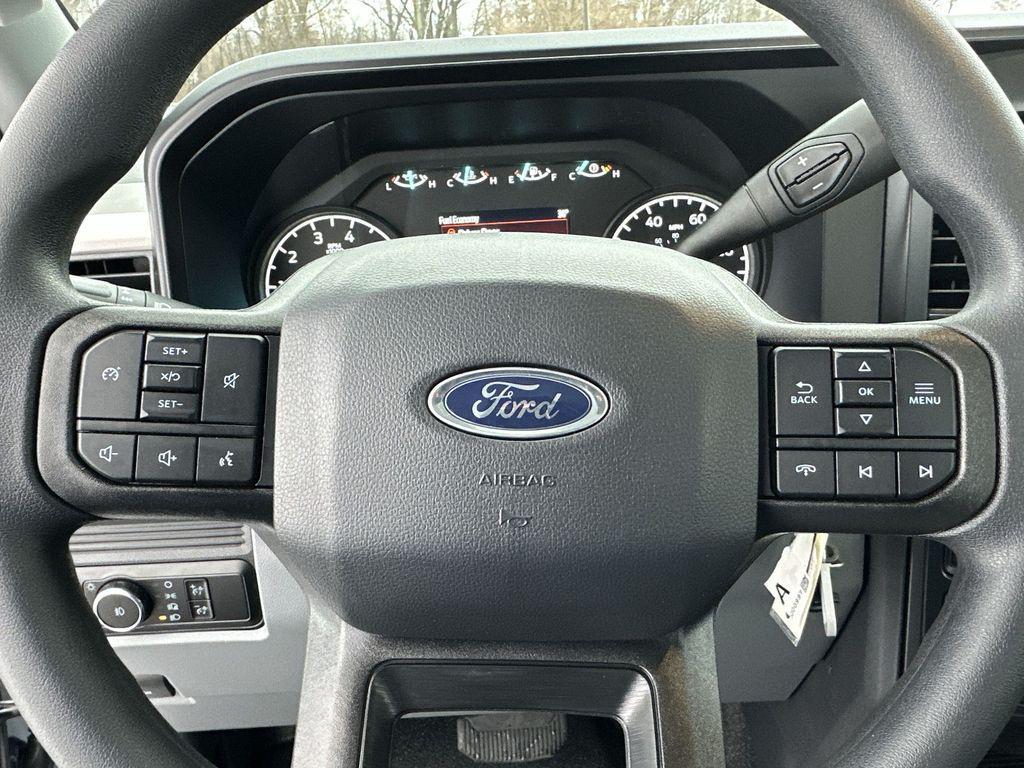new 2024 Ford F-250 car, priced at $46,227