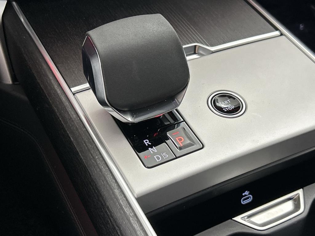 new 2025 Land Rover Range Rover car, priced at $171,250
