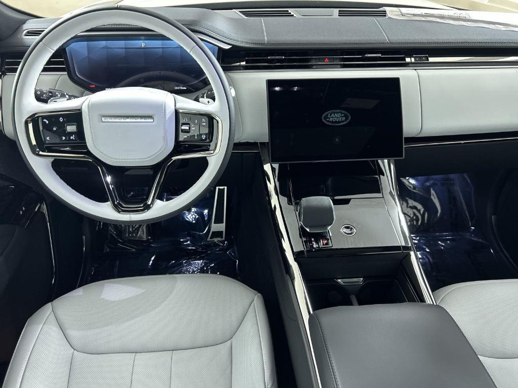 new 2025 Land Rover Range Rover Sport car, priced at $100,425