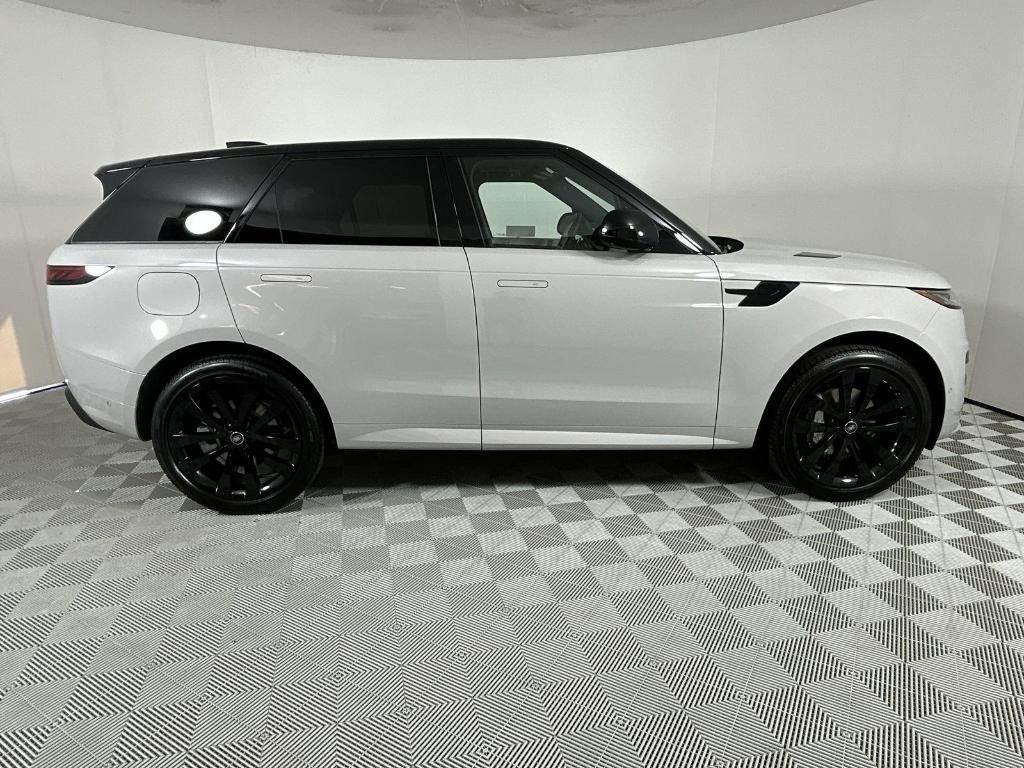 new 2025 Land Rover Range Rover Sport car, priced at $100,425