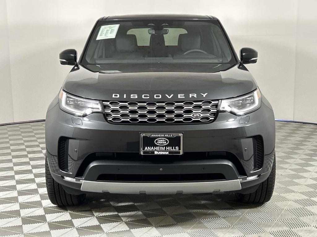 used 2025 Land Rover Discovery car, priced at $53,998