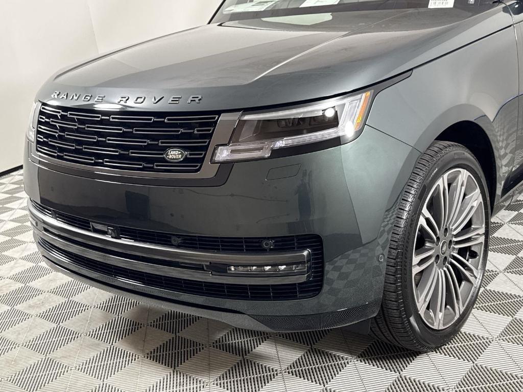 new 2025 Land Rover Range Rover car, priced at $149,455
