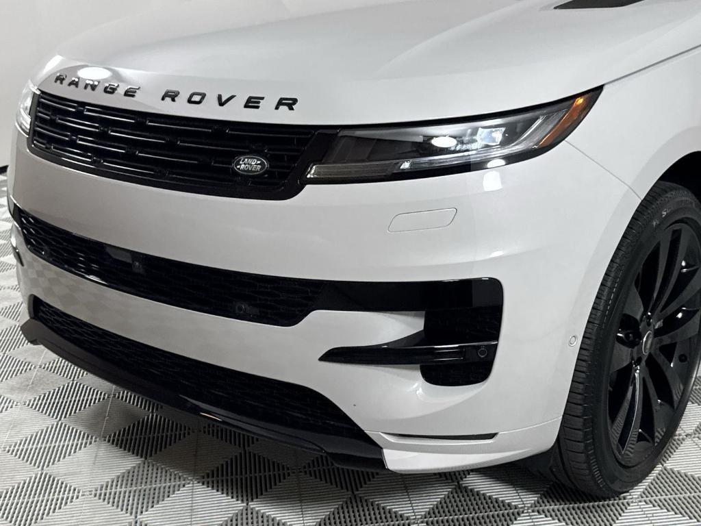 new 2025 Land Rover Range Rover Sport car, priced at $101,550