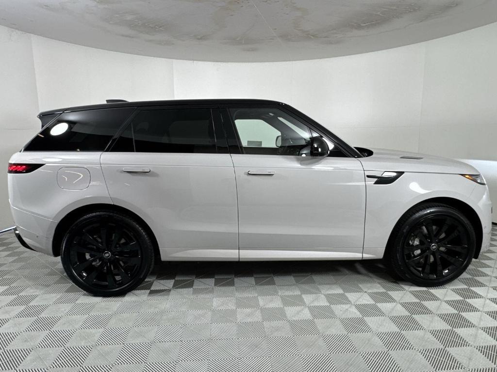 new 2025 Land Rover Range Rover Sport car, priced at $101,550