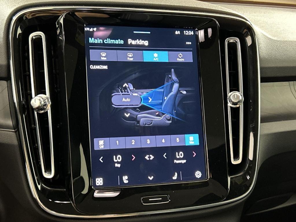 used 2022 Volvo C40 Recharge Pure Electric car, priced at $31,998