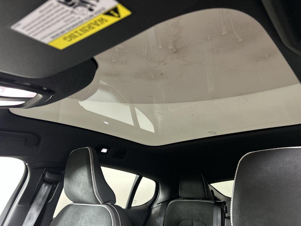 used 2022 Volvo C40 Recharge Pure Electric car, priced at $31,998