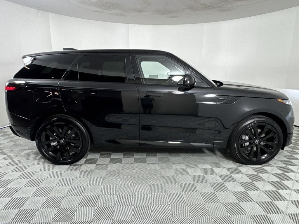 new 2025 Land Rover Range Rover Sport car, priced at $102,495