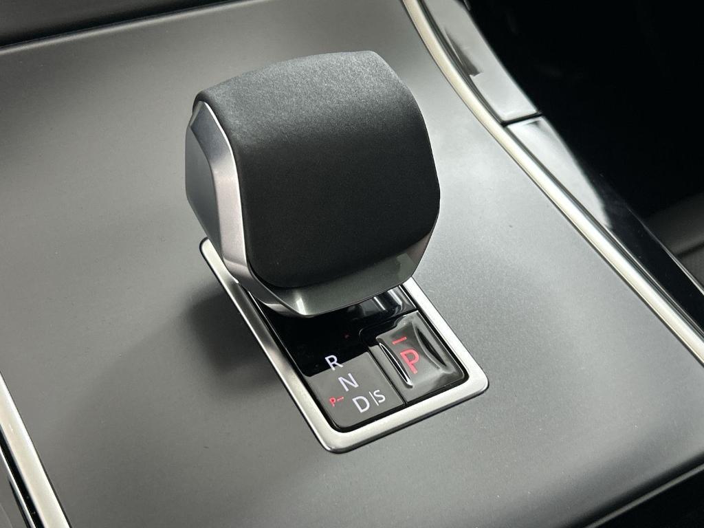 used 2025 Land Rover Range Rover Velar car, priced at $56,998