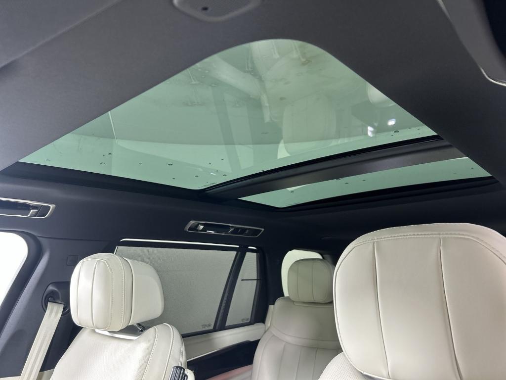 new 2025 Land Rover Range Rover car, priced at $133,655