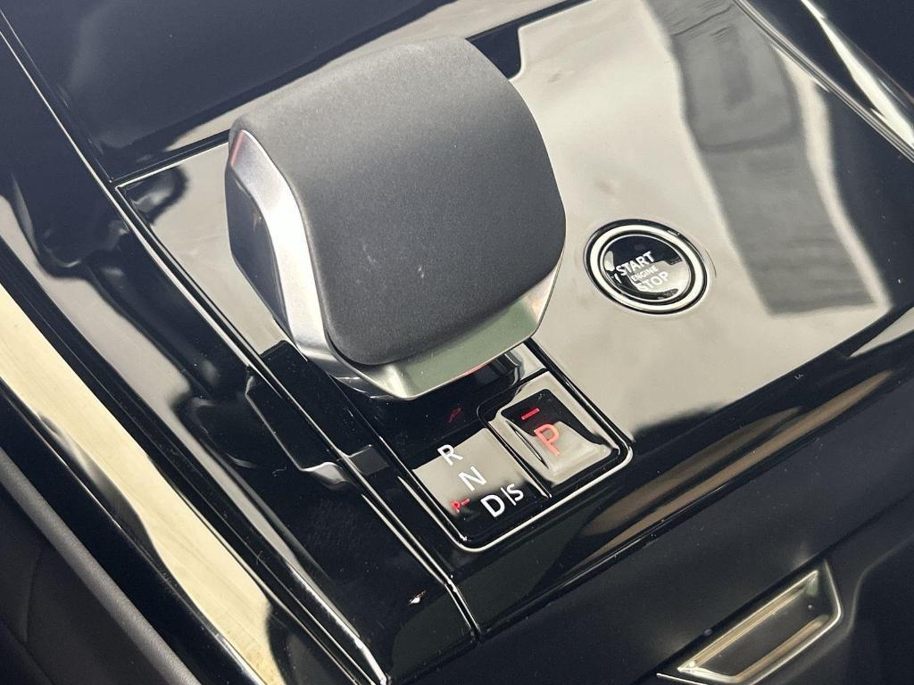 new 2025 Land Rover Range Rover Sport car, priced at $118,530