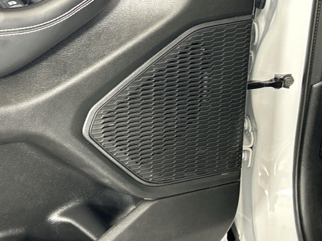 used 2023 Jeep Grand Cherokee car, priced at $27,598