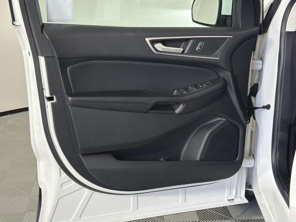 used 2024 Ford Edge car, priced at $22,195