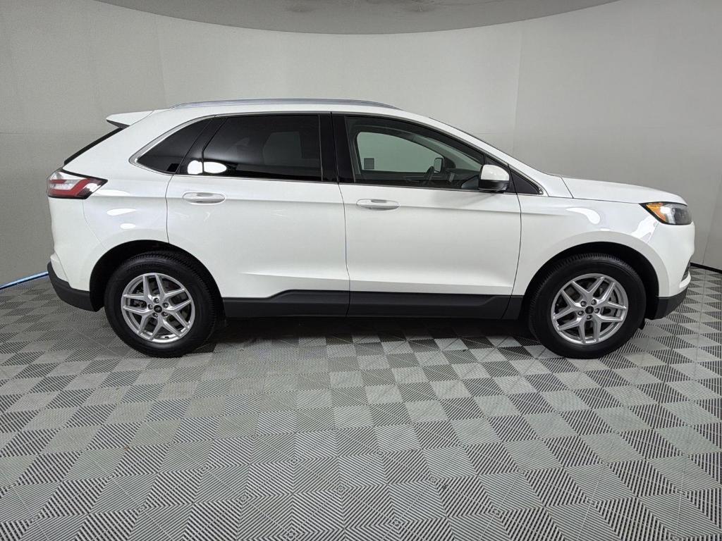 used 2024 Ford Edge car, priced at $22,195