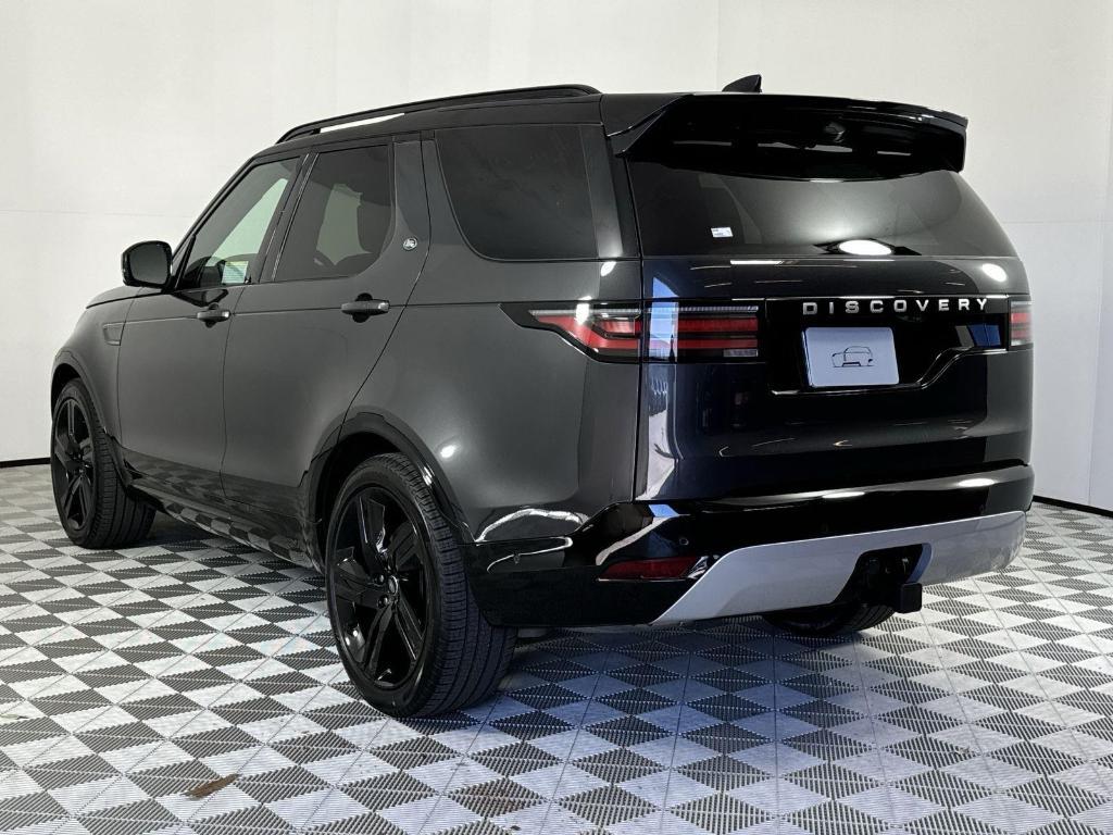 new 2025 Land Rover Discovery car, priced at $86,315
