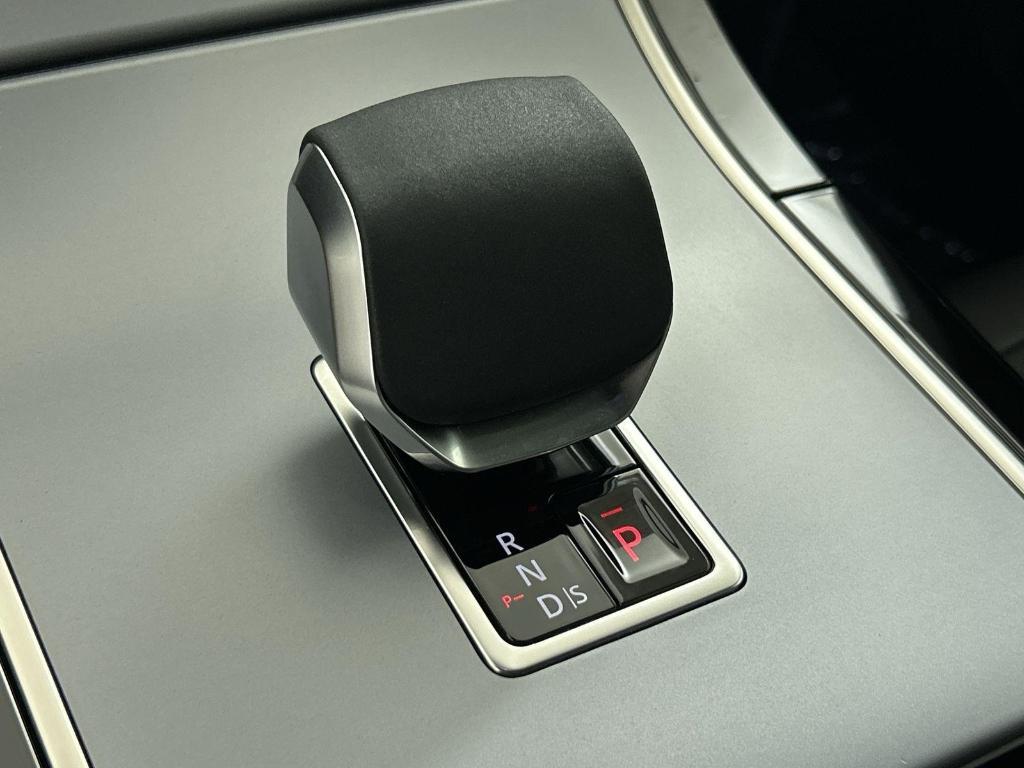 used 2025 Land Rover Range Rover Evoque car, priced at $46,998