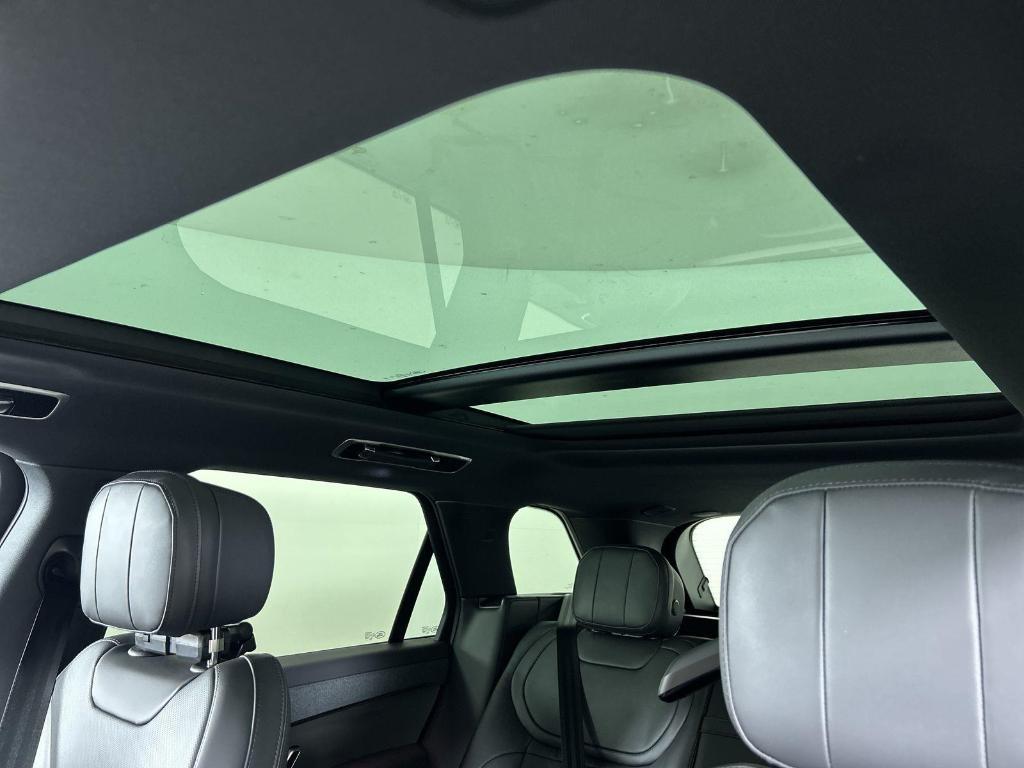 new 2025 Land Rover Range Rover Sport car, priced at $95,365