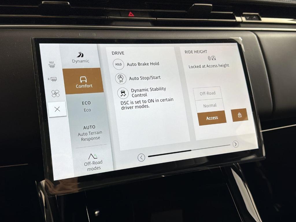 new 2025 Land Rover Range Rover Sport car, priced at $91,665