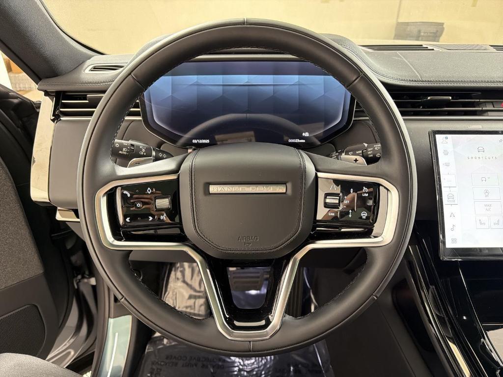 new 2025 Land Rover Range Rover Sport car, priced at $91,665