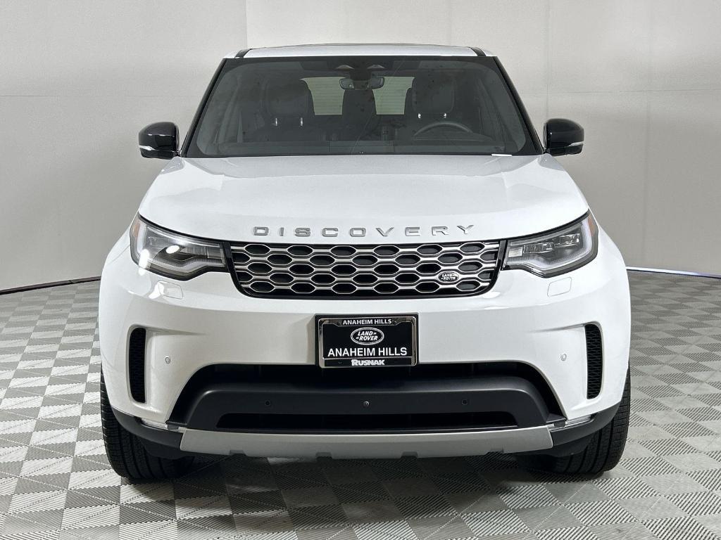 used 2025 Land Rover Discovery car, priced at $53,998