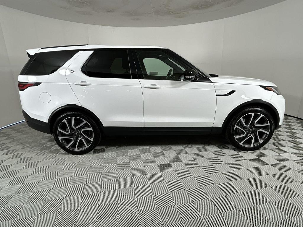 used 2025 Land Rover Discovery car, priced at $53,998