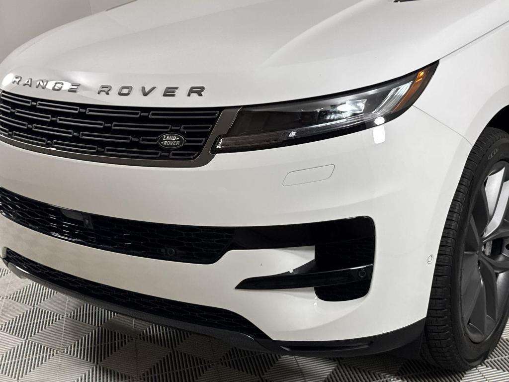 new 2025 Land Rover Range Rover Sport car, priced at $89,180