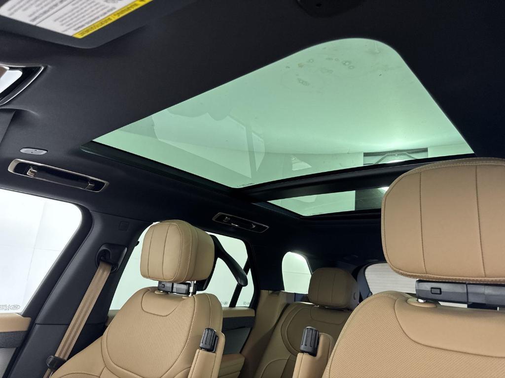 new 2025 Land Rover Range Rover Sport car, priced at $89,180