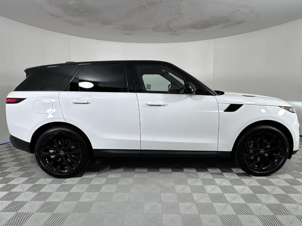 new 2025 Land Rover Range Rover Sport car, priced at $91,775