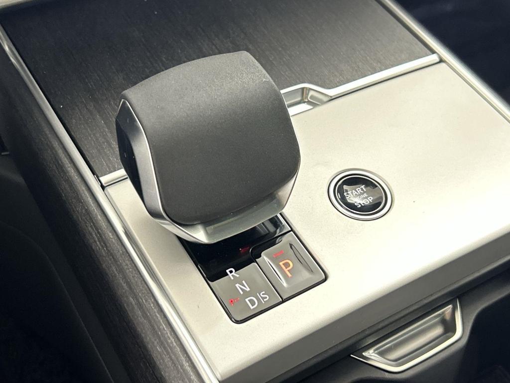 new 2025 Land Rover Range Rover car, priced at $128,535