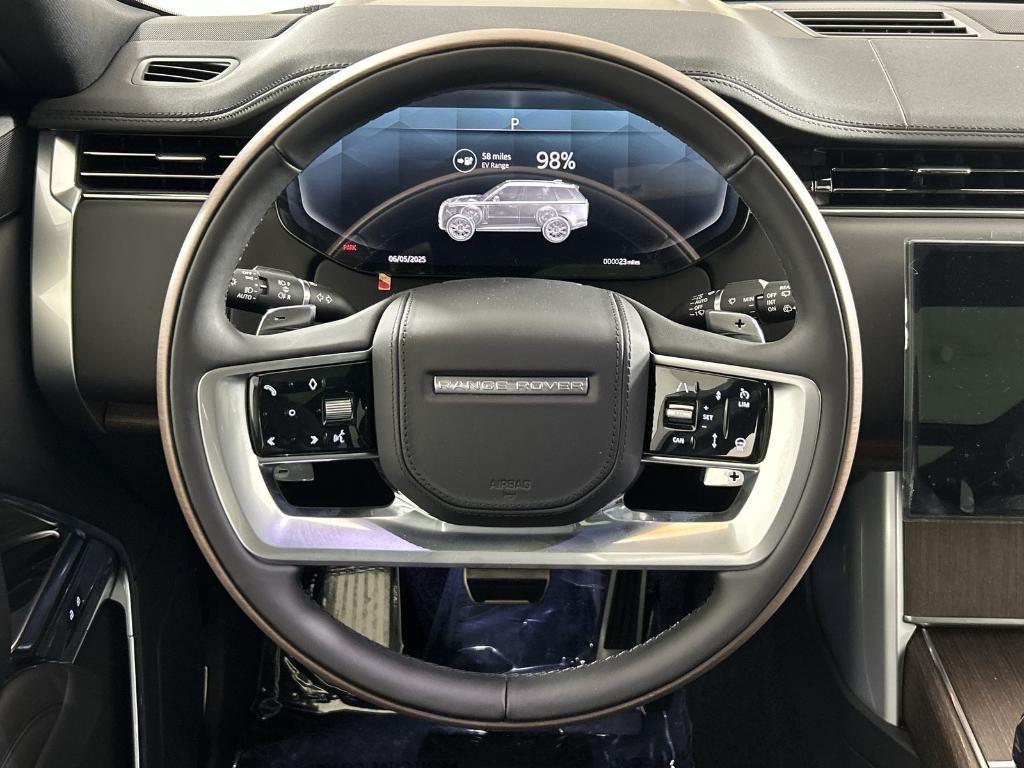 new 2025 Land Rover Range Rover car, priced at $133,605