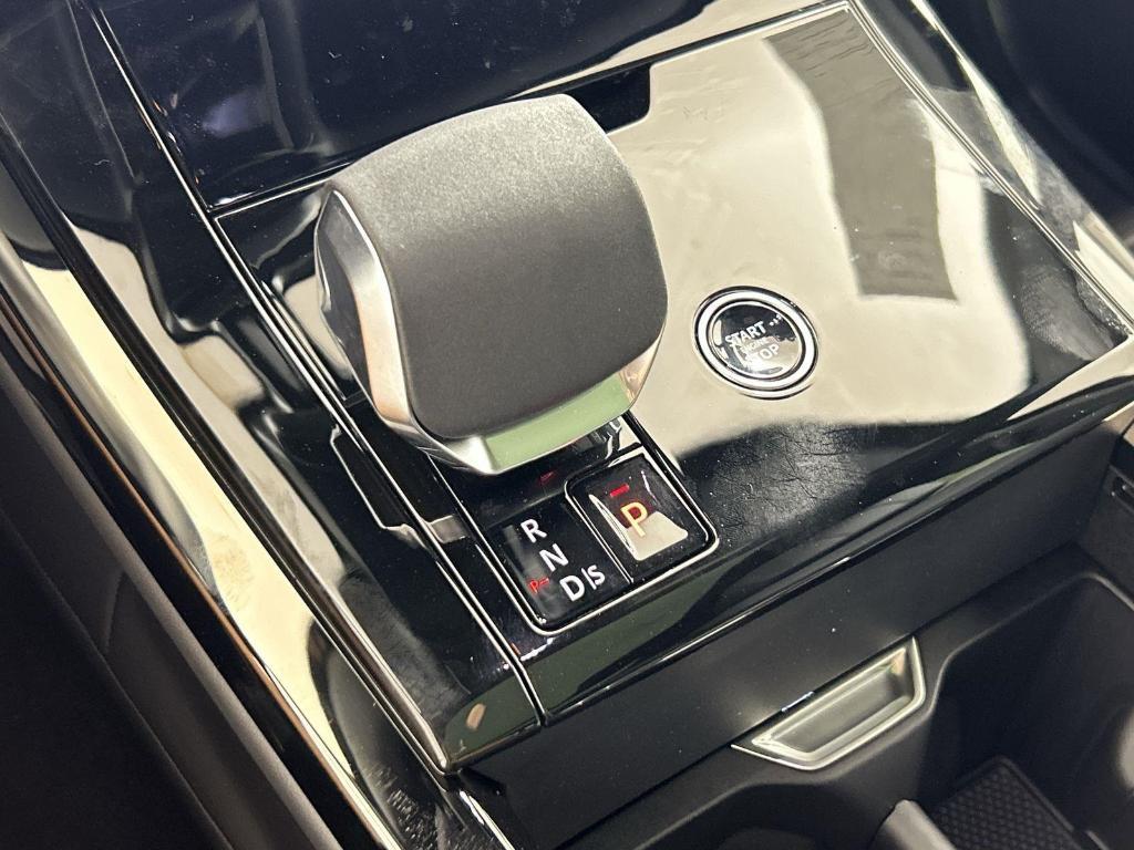 new 2025 Land Rover Range Rover Sport car, priced at $91,495