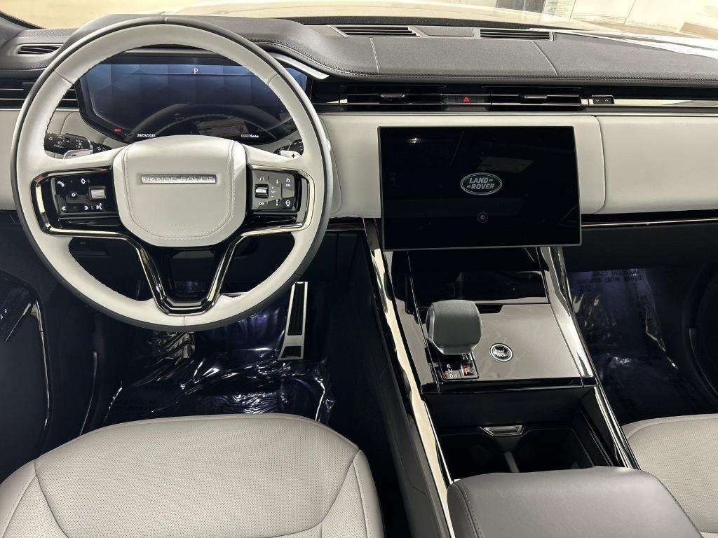 new 2025 Land Rover Range Rover Sport car, priced at $100,200