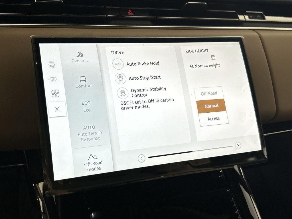 new 2025 Land Rover Range Rover Sport car, priced at $88,440