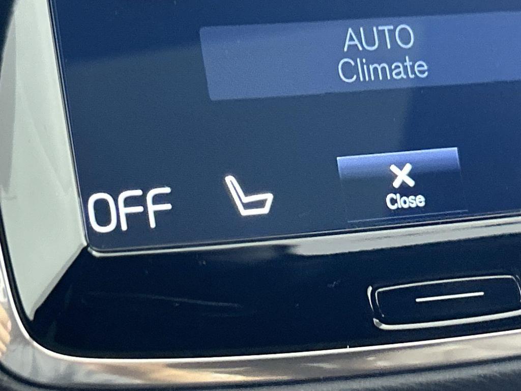 used 2021 Volvo XC90 Recharge Plug-In Hybrid car, priced at $36,998