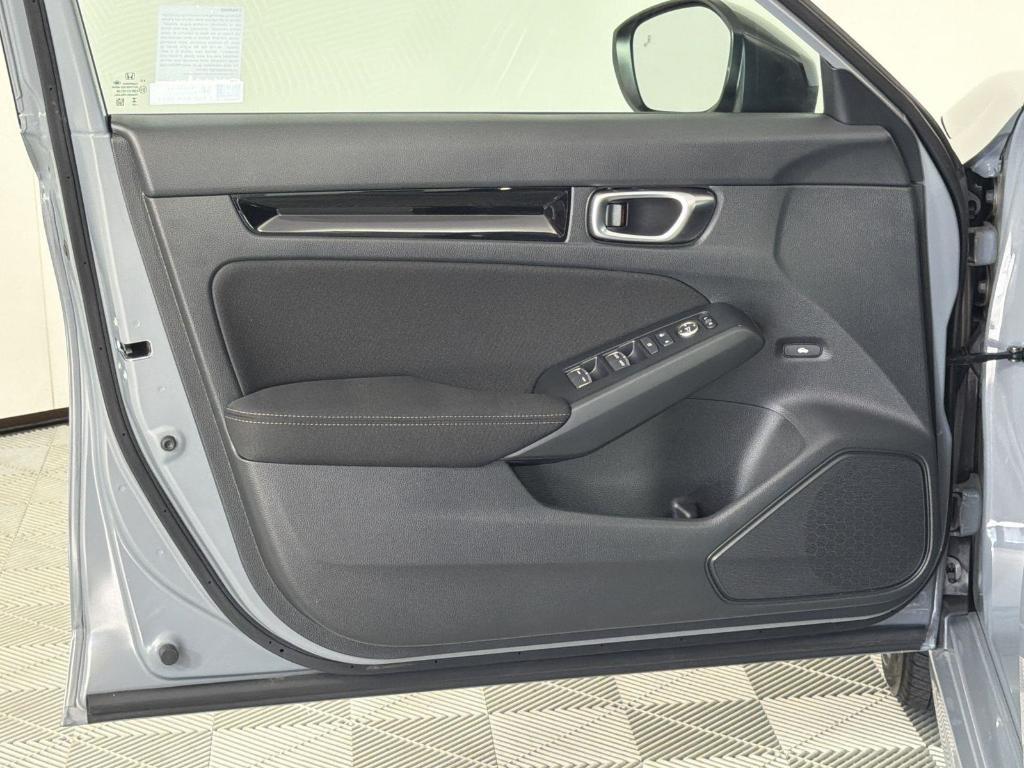 used 2025 Honda Civic Hybrid car, priced at $29,998