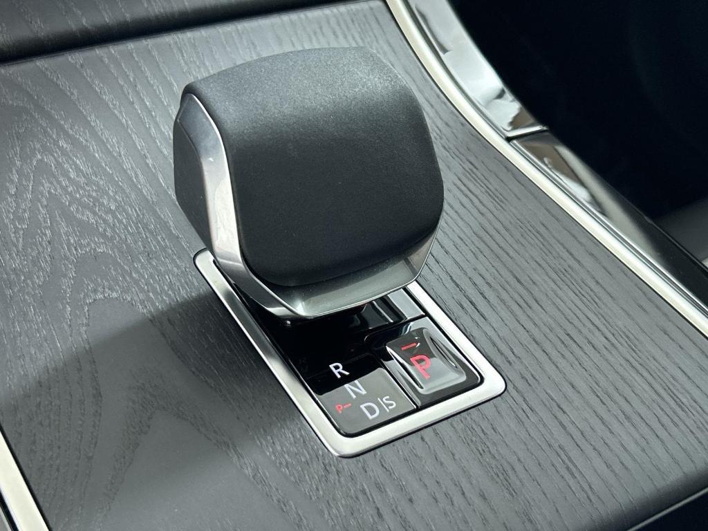used 2025 Land Rover Range Rover Evoque car, priced at $50,988