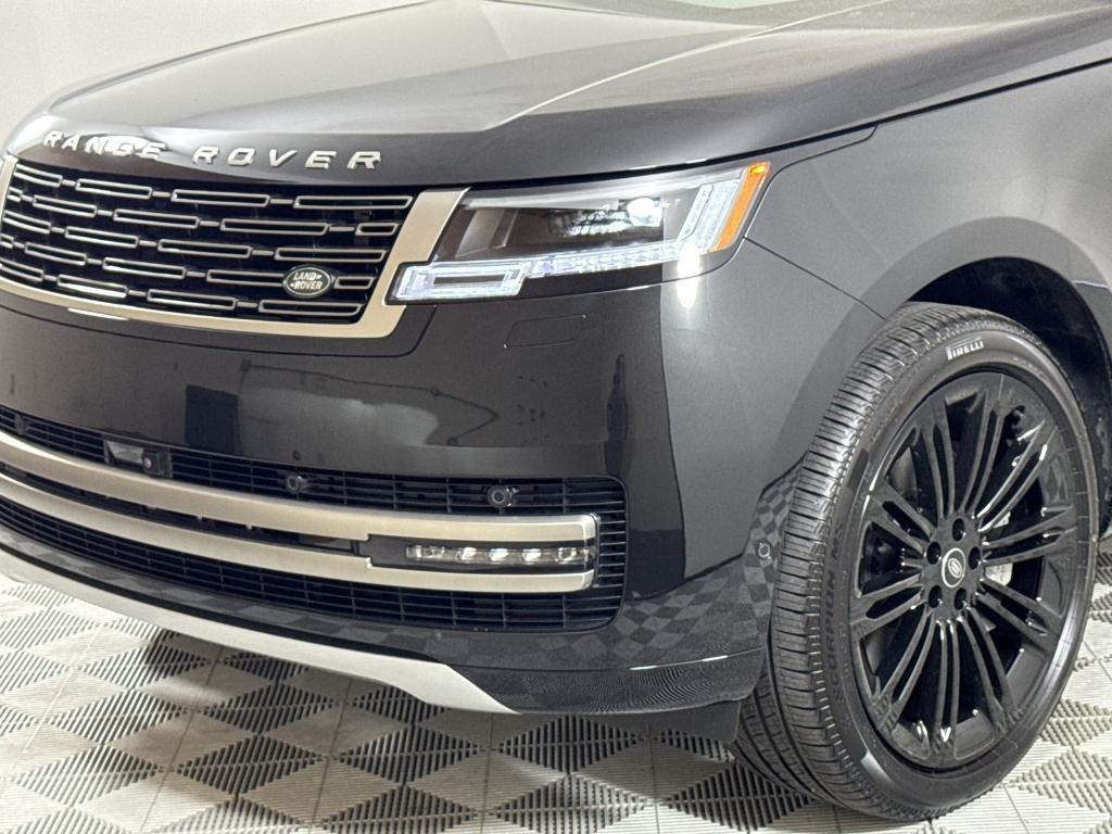 new 2025 Land Rover Range Rover car, priced at $147,105