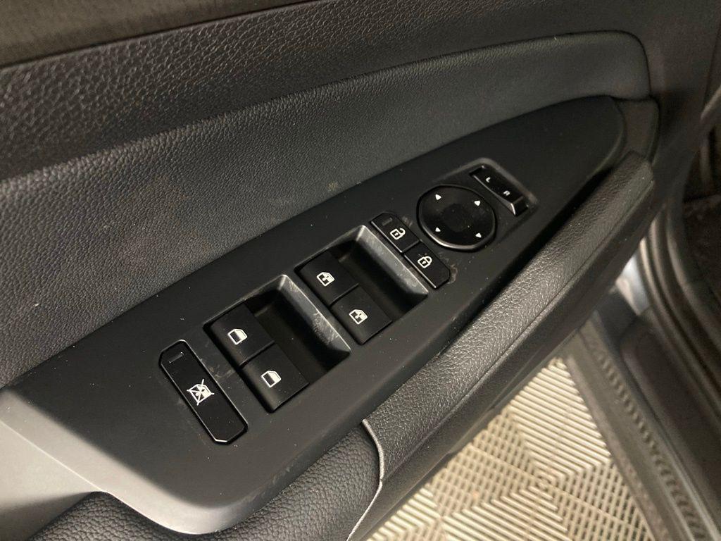 new 2026 Kia Sportage car, priced at $35,010