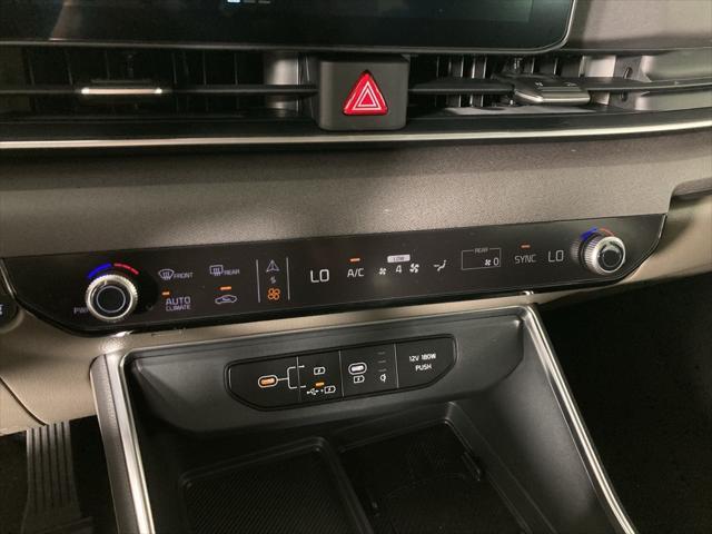 new 2025 Kia Carnival car, priced at $40,950