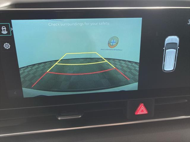 new 2025 Kia Carnival car, priced at $40,950