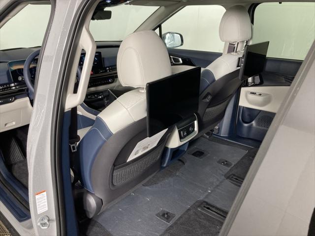 new 2025 Kia Carnival car, priced at $55,480