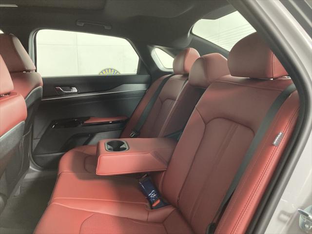 new 2025 Kia K5 car, priced at $29,999