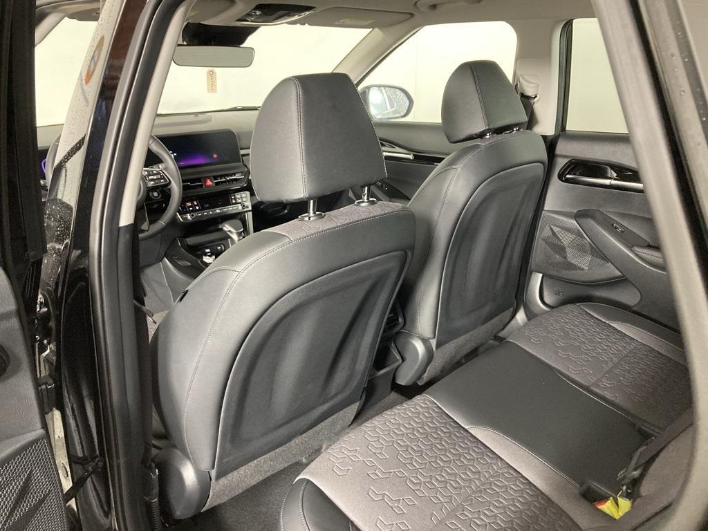 new 2025 Kia Seltos car, priced at $26,920