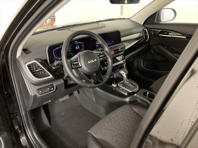 new 2025 Kia Seltos car, priced at $26,420
