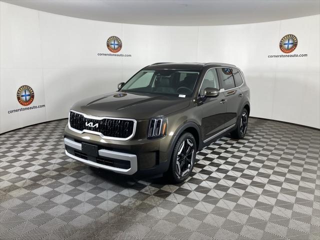 new 2025 Kia Telluride car, priced at $44,365