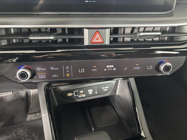 new 2025 Kia K5 car, priced at $31,769