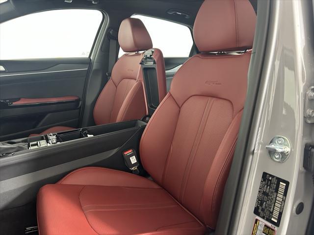 new 2025 Kia K5 car, priced at $31,769