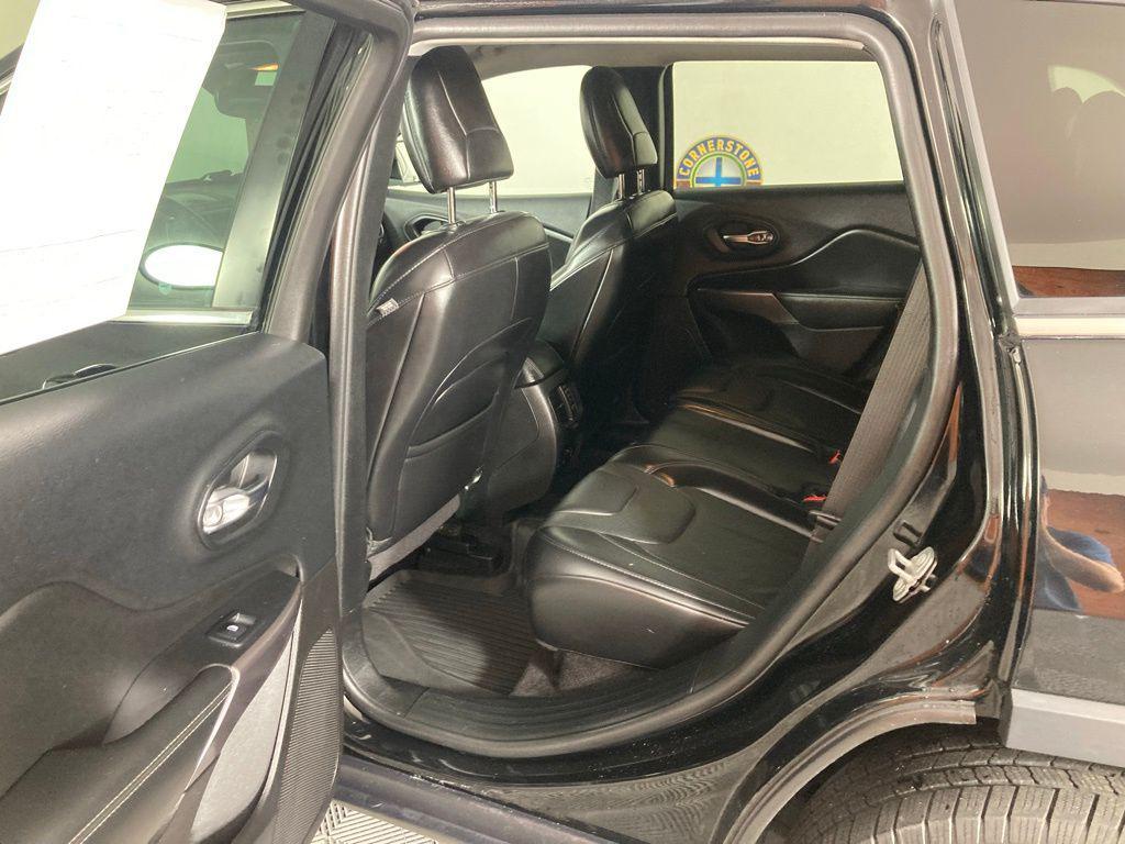 used 2019 Jeep Cherokee car, priced at $15,793