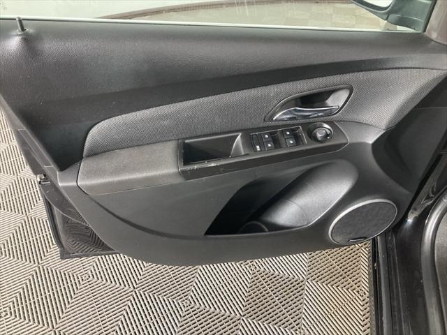 used 2014 Chevrolet Cruze car, priced at $9,499
