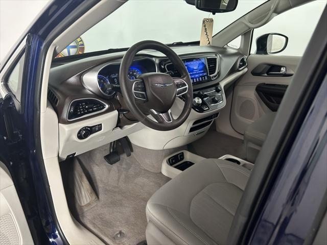 used 2017 Chrysler Pacifica car, priced at $13,995