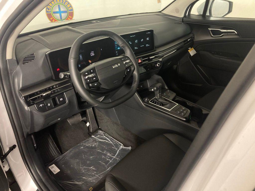 new 2026 Kia Sportage car, priced at $30,580